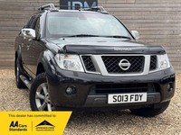 2013 Nissan Navara Double Cab Pick Up Platinum 2.5dCi 190 4WD PICK UP DIESEL Man