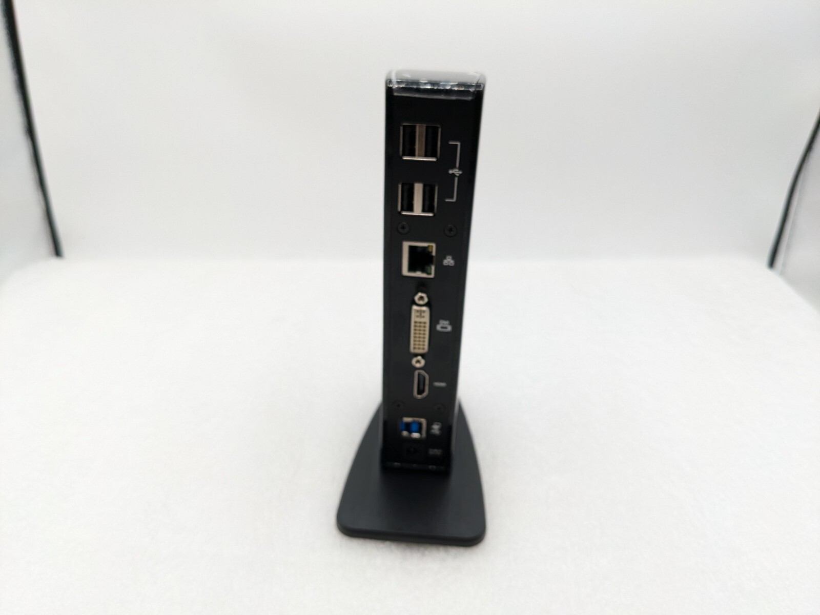 Plugable USB 3.0 Universal Laptop Docking Station Dual Monitor / Windows UD-3900