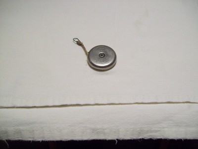 Vtg Lufkin Rule Co. Saginaw USA Cloth Sewing Type Tape Measure Metal Case as-is