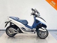 PIAGGIO MP3 300 YOURBAN LT - 2013 - 1954 miles