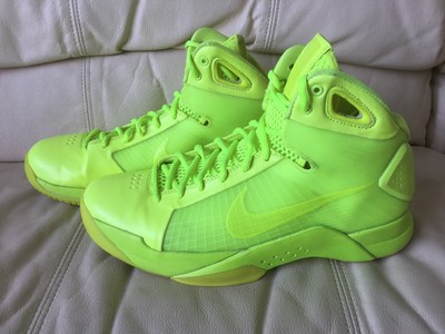 neon green hyperdunks