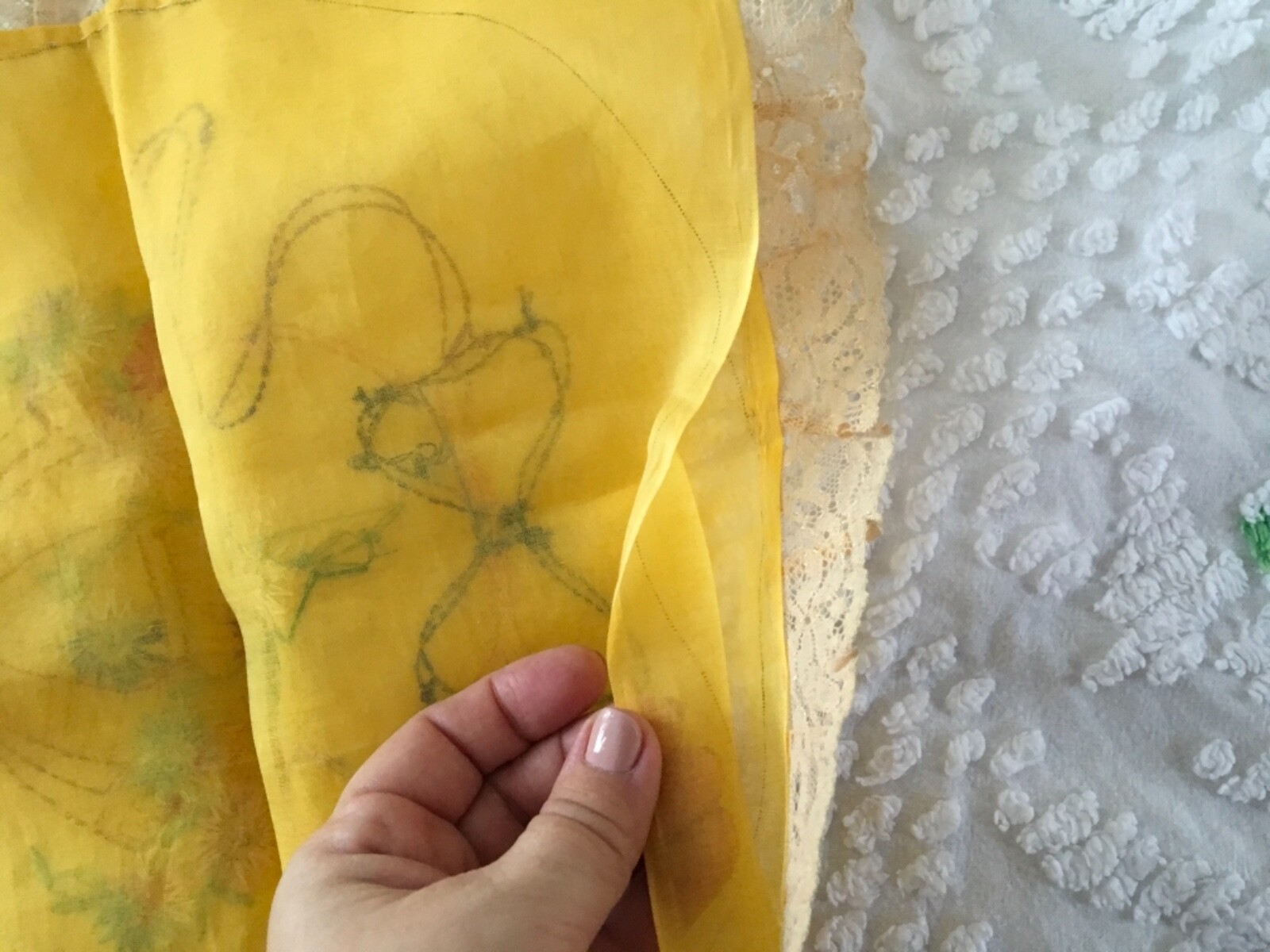 Moprimitivepast Vtg yellow ladies boudoir pillow sham crisp embroidery 2 of 3