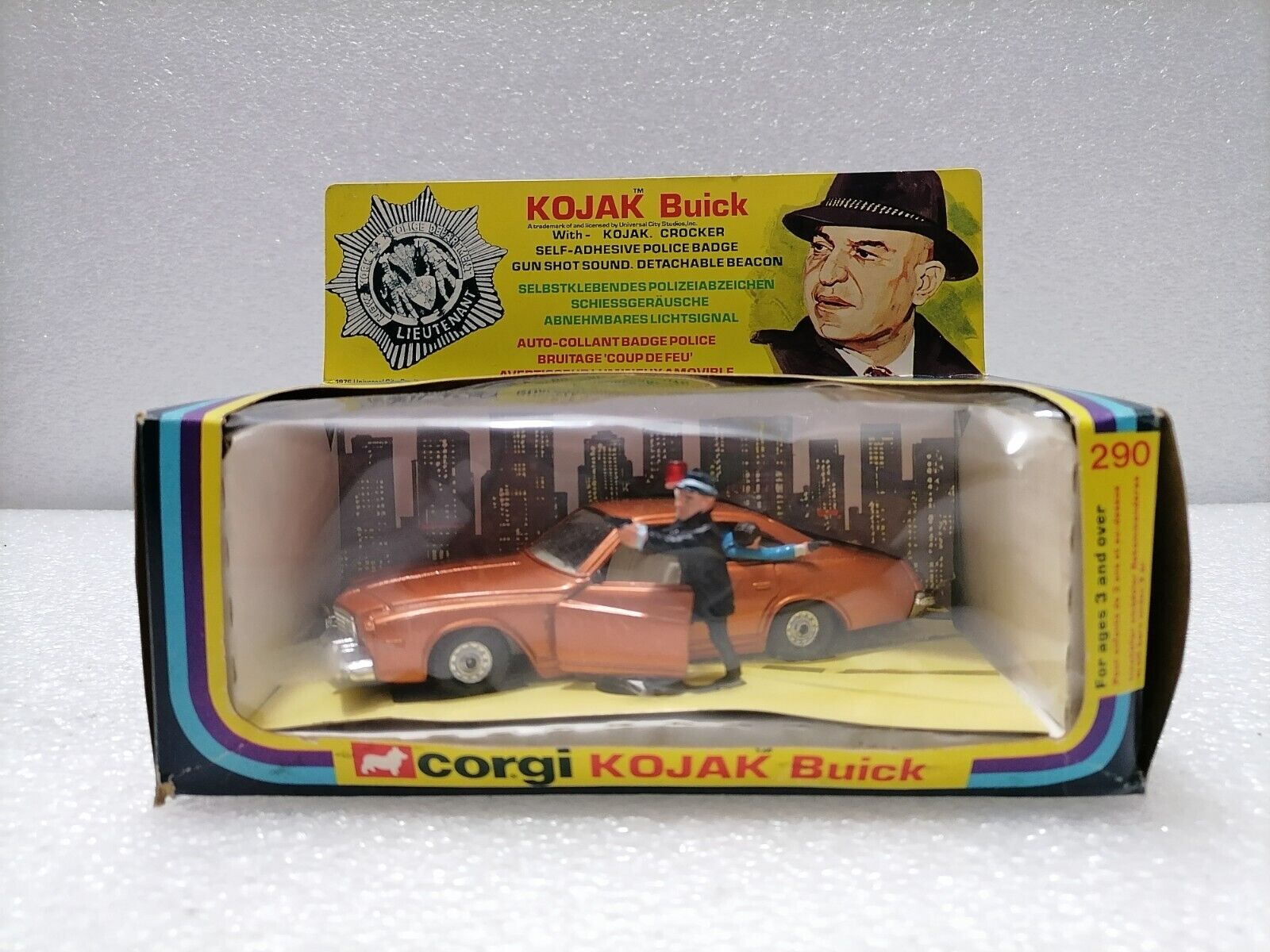 BUICK Regal Kojak with Badge - Vintage Corgi 290 , Made in BUICK Regal Kojak with Badge - Vintage Corgi 290 , Made in