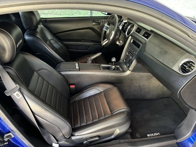 image 3 of interior