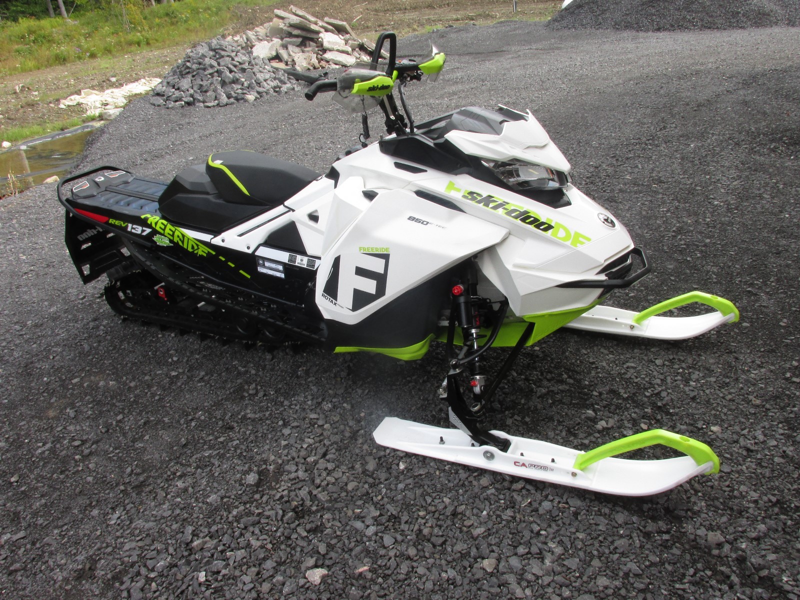 2018 Skidoo Freeride 850, E-start, reverse, sharp!! 1 of a kind! Cheap shipping!