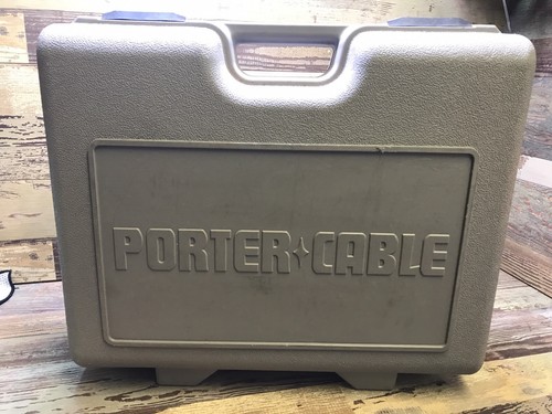 Porter Cable Heavy Duty Router 6902 w/Base 1001 Plunge 6931 Guide And Bits