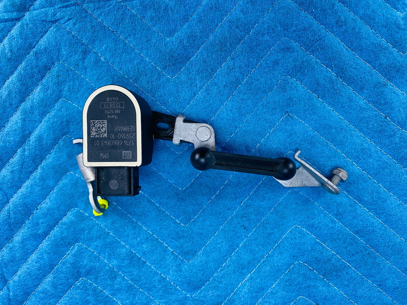 確認用10　46-50 37146853753 - 2006-2016 BMW Level Sensor (37-14-6-853-753