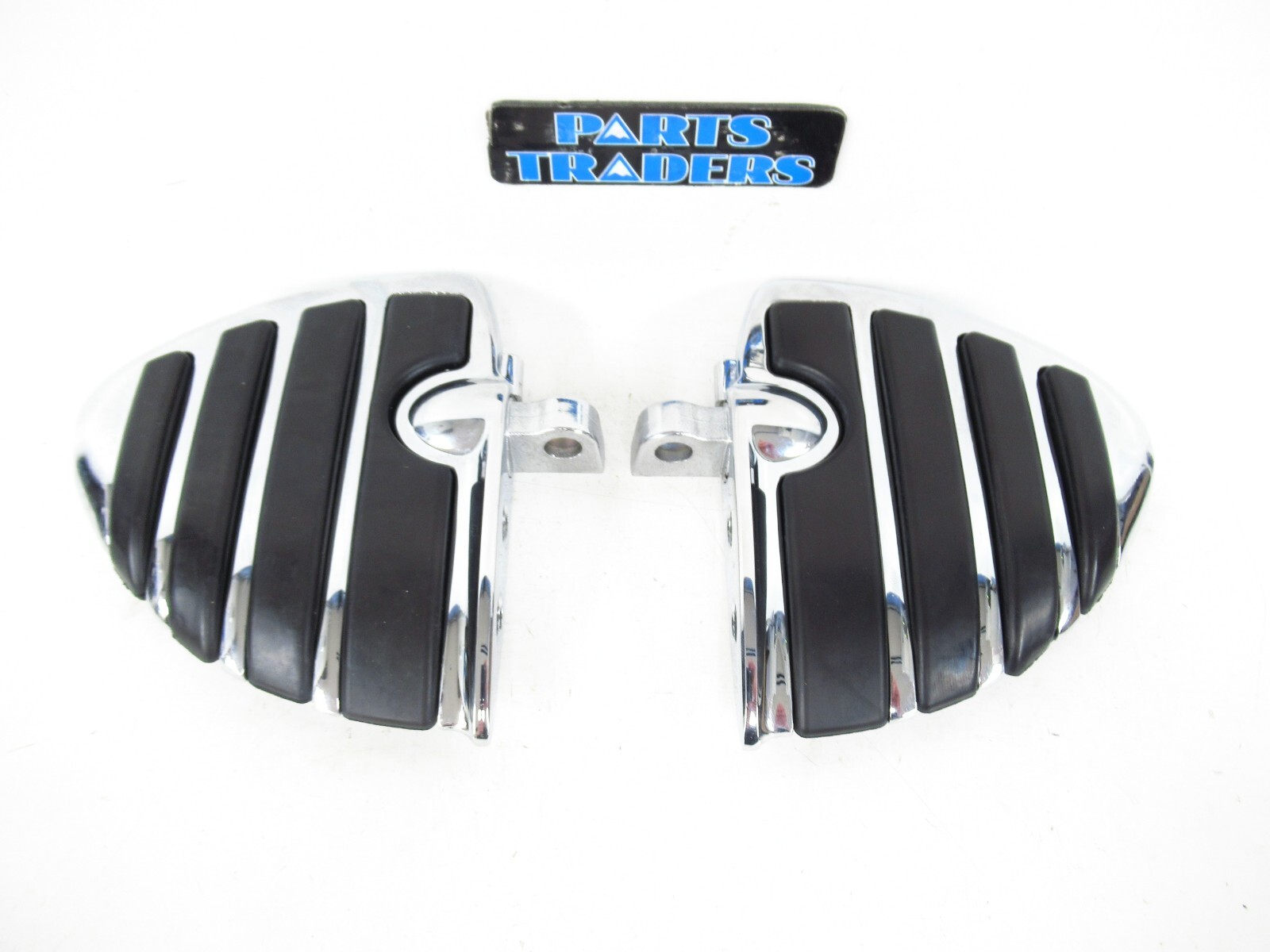 Kuryakyn ISO-Wings 4450 Mini Floorboards/Footpegs w Male Ada