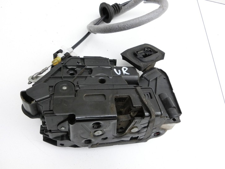 VW Golf CC 517 11-16 Cabrio Türschloss m. ZV Stellmotor Rechts Vorne VW Golf CC 517 11-16 24.04.2014 5K1837016E... Vorschau 2