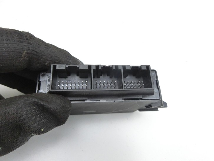 Land Rover Discovery 4 L319 09-13 Steuergerät ECU Modul SG für Einparkhilfe PDC Land Rover Discovery 4 L319 09-13... Bild 3