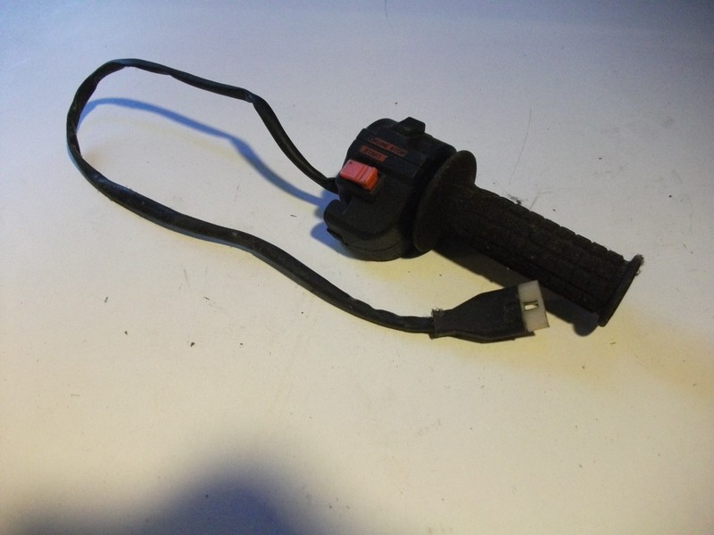 ÃTrangler Avec BoÃ®Tier De Commande Aprilia Touareg L'Eau 125 (011008k1)