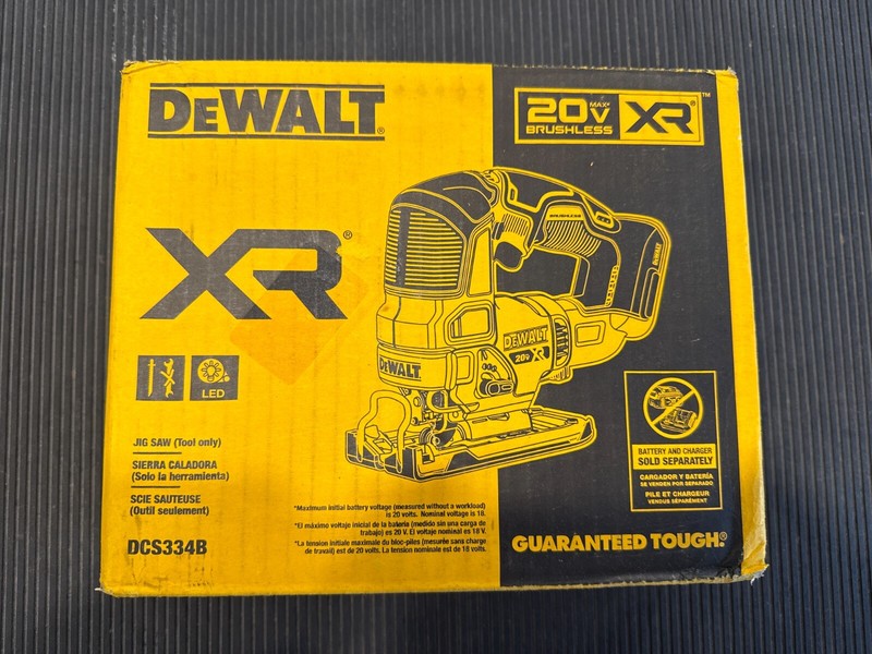 DEWALT Jig Saw DCS334B 20V Max XR Cordless Jigsaw