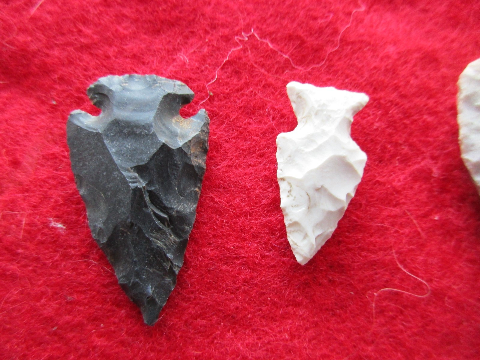NICE GROUP OF 10 ARROWHEADS, VARIETY OF TYPES & SIZES,   #WHA-0114
