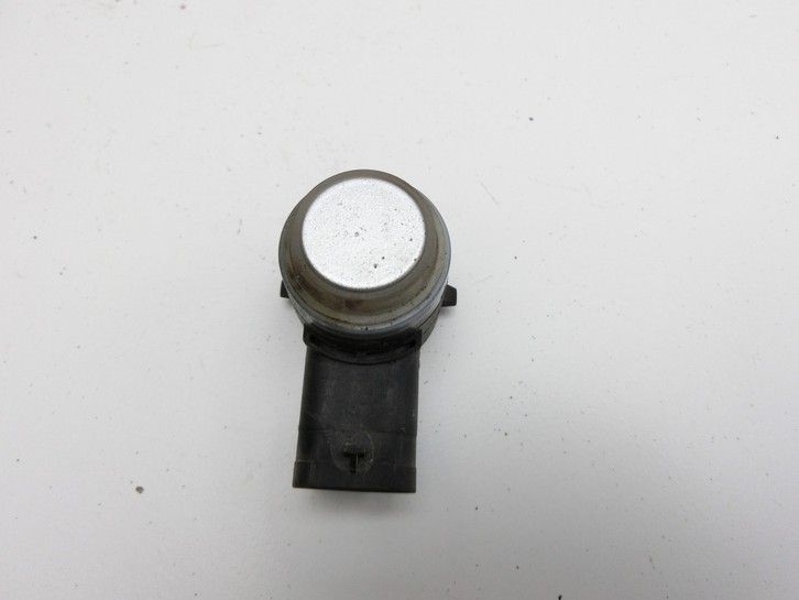 Mercedes W177 A250E 18-22 Abstandssensor Radar Distronic Mercedes W177 A250E 18-22 26.03.2021 A0009007923... Bild 6