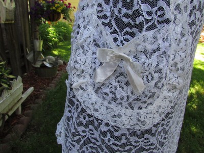 Vintage Ivory Lace Half Apron with Lace Trim