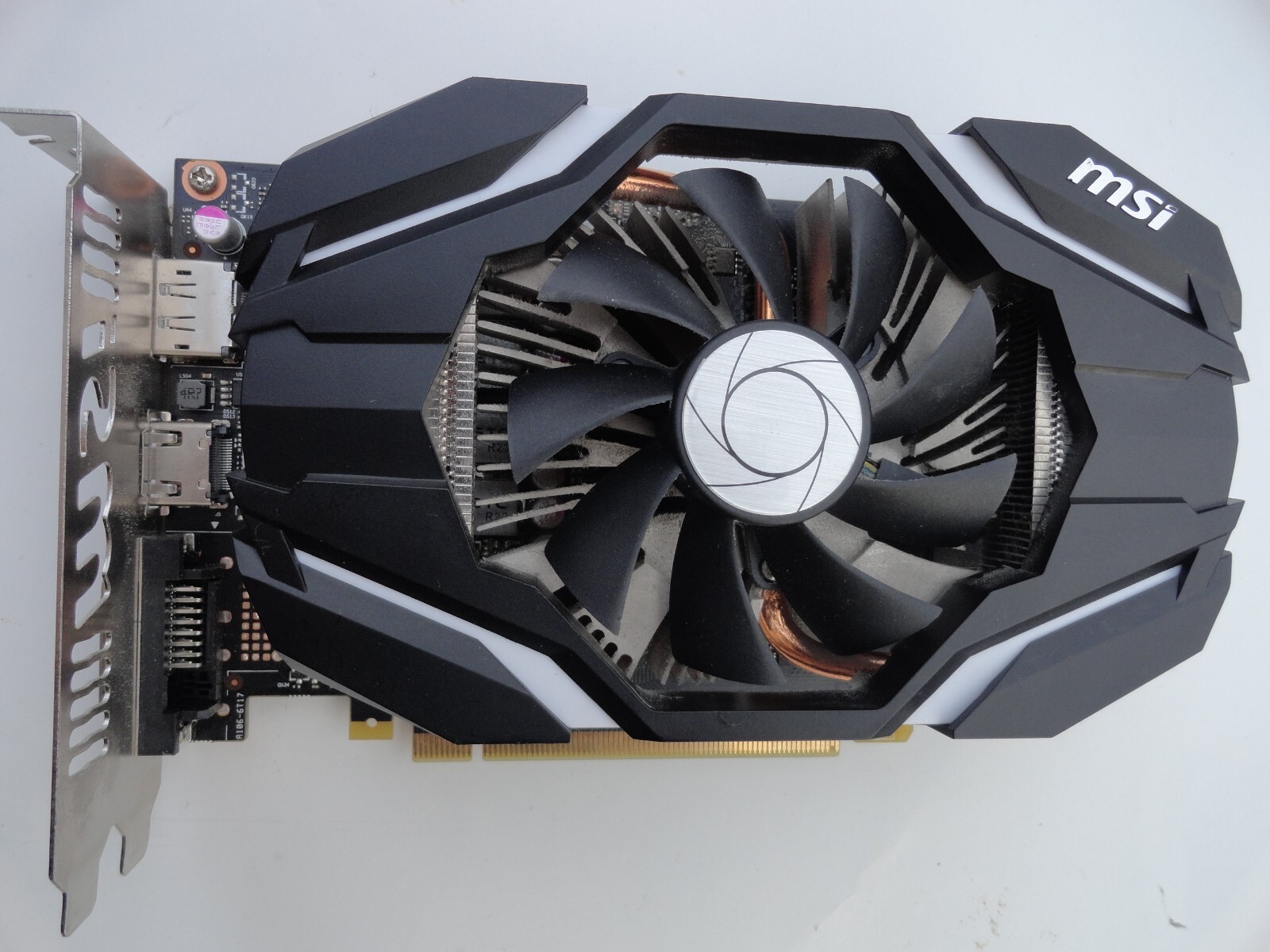 グラフィックボード・グラボ・ビデオカード msi GeForce GTX1060 3G OC Amazon | GeForce GTX1060 3GB OC | MSI | グラフィックボード 通販
