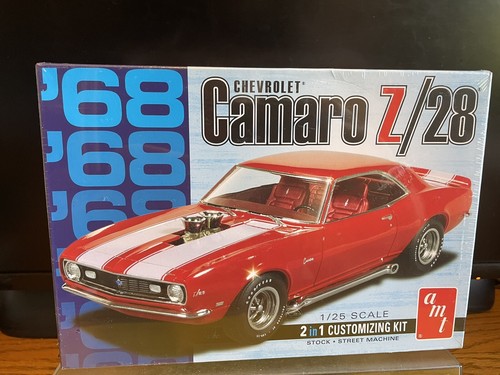 1968 CHEVY CAMARO Z/28 AMT 1:25 scale plastic model car kit