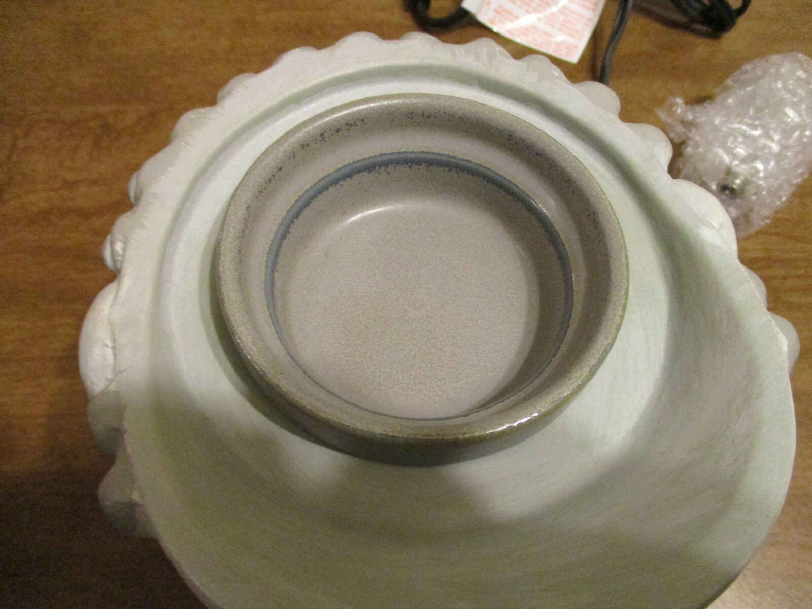 SCENTSY BALI WARMER NEW
