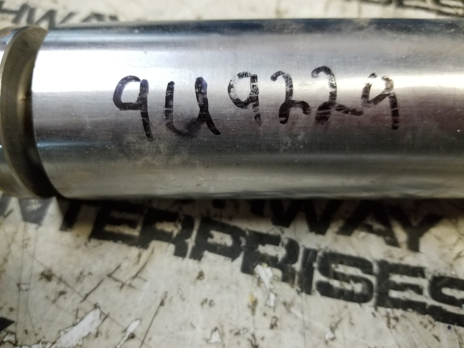 つかっぴぃ CAT PIN 9U-9229 9U9229 | eBay