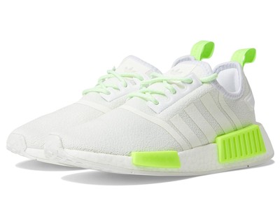 Кроссовки и кроссовки для мальчиков adidas Originals Kids NMD_R1 J (Big Kid)