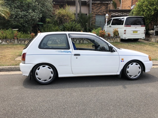 Toyota starlet 98