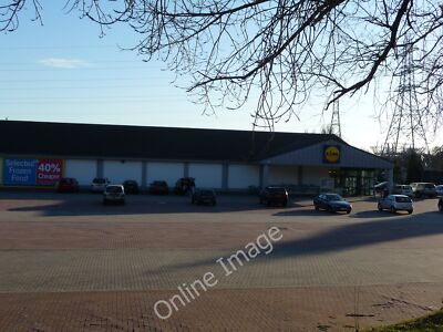 Photo 12x8 Poole : Lidl Store & Car Park Poole/SZ0191 Some shoppers putti c2010