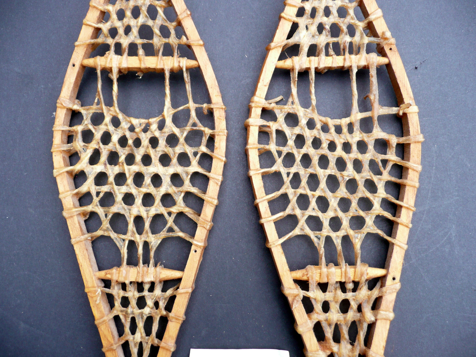 Vintage VERY SMALL Indian Made Snowshoes Miniature Sample 19 x 4.5 * FREE SHIP *
