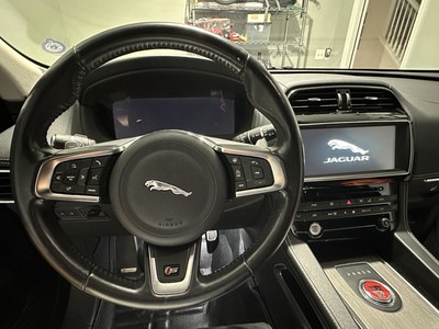 image 4 of interior