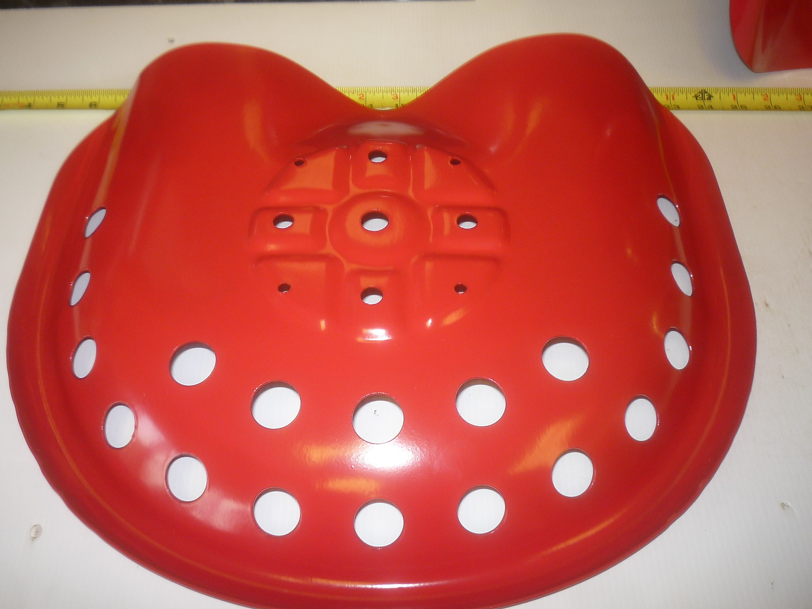 2  RED STEEL OLD STYLE  FARM  MACHINE  TRACTOR METAL BAR STOOL  SEAT