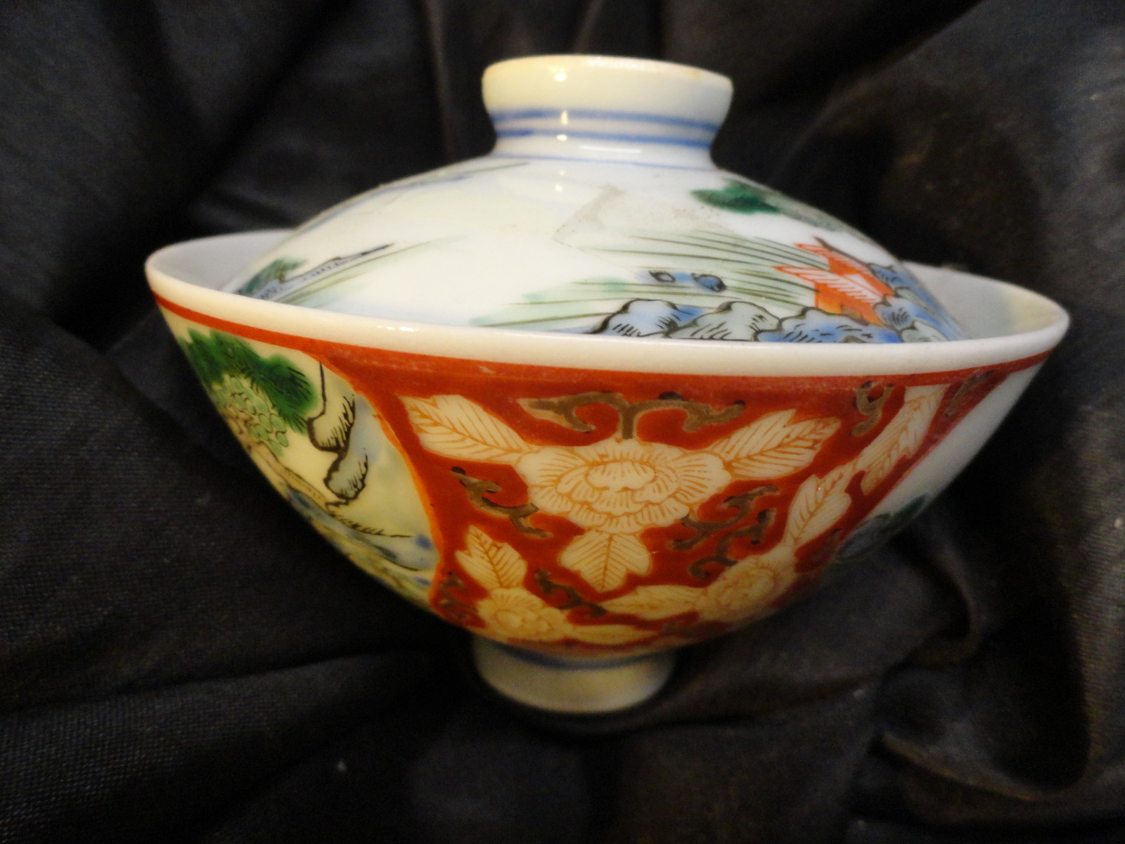 MEIJI  ERA  BOWL  W/ COVER  