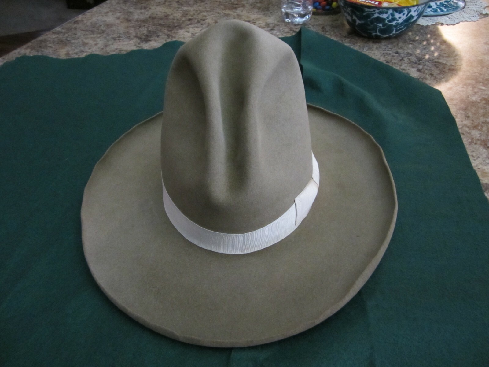 Old  antique Stetson Cowboy Hat        Number 1 Quality     from Montana