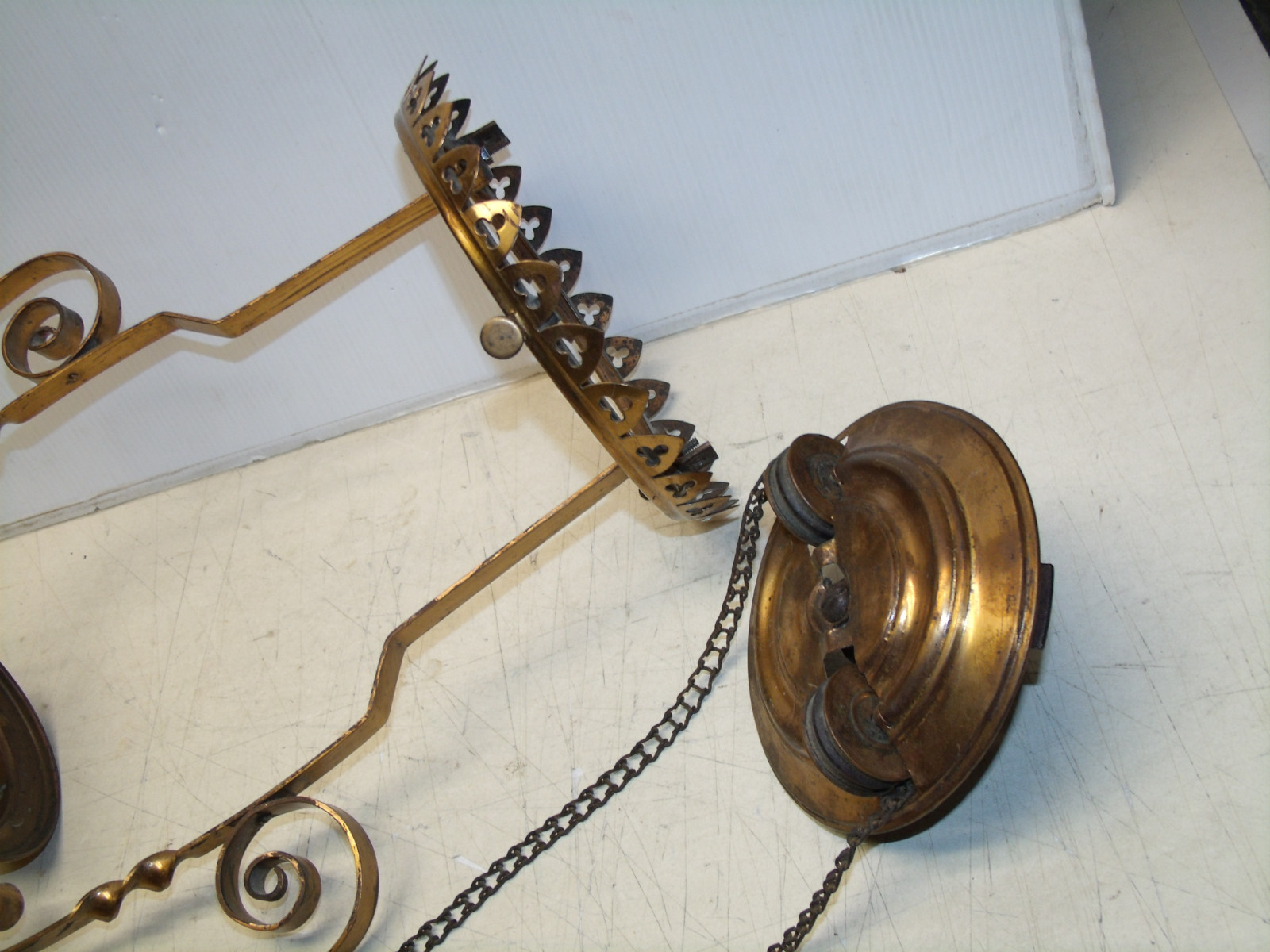 ANTIQUE BRASS KEROSENE LIBRARY CEILING LIGHT PARTS VICTORIAN AESTHETIC