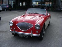 1958 AUSTIN HEALEY 100 100 / 3000 RED/CREAM Petrol Manual