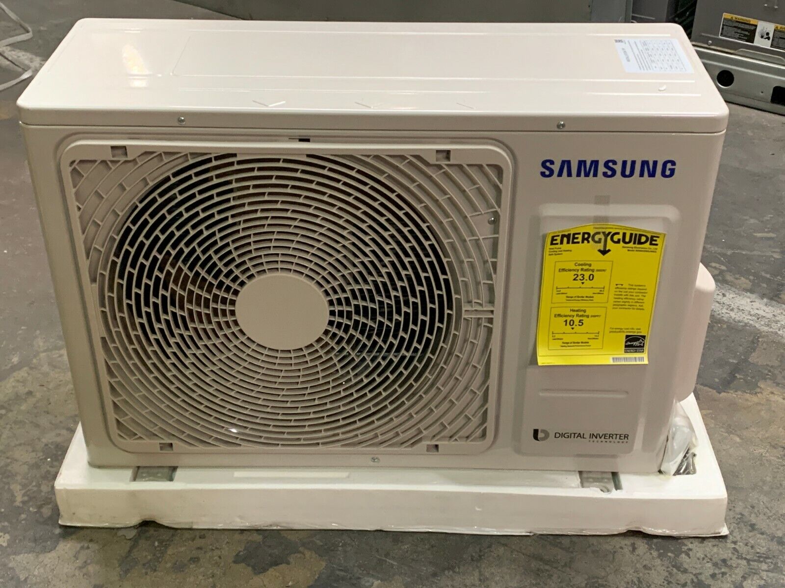 Samsung AR09KSWSJWKX Mini Split Heat Pump Outdoor Unit - 9,000 BTU 208/230V Samsung AR09KSWSJWKX Mini Split Heat Pump Outdoor Unit - 9,000 BTU 208/230V