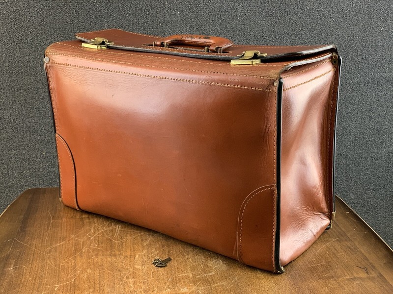 pilot briefcase leather