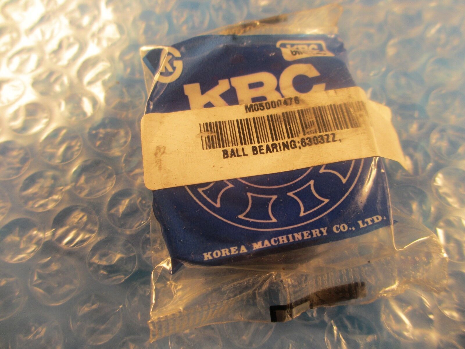 Korea, KBC 6303ZZ, 6303 ZZ, Deep Groove Bearing(= SKF, NSK, 2Z Fafnir 303KDD) Korea, KBC 6303ZZ, 6303 ZZ, Deep Groove Bearing(= SKF, NSK, 2Z Fafnir 303KDD)