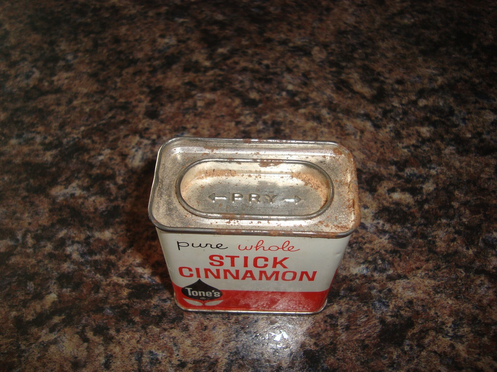 TONE'S PURE WHOLE STICK CINNAMON  1 OZ.TIN