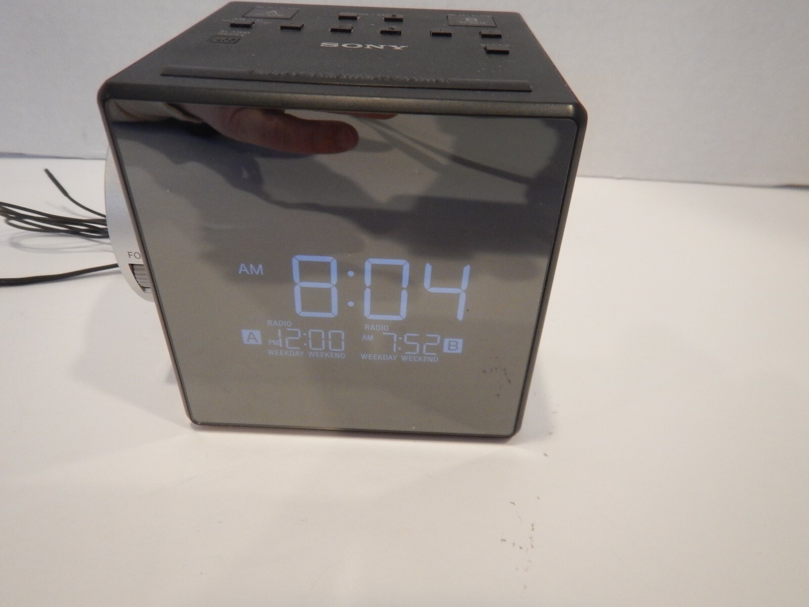 Sony ICF-C1PJ AM/FM Alarm Clock Radio with Projection and Mirrored Face Black