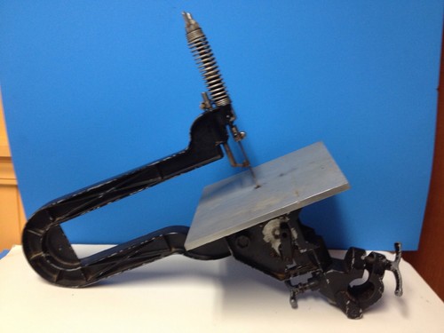 VINTAGE JIGSAW ATTACHMENT & TOOL HOLDER FOR GENERAL ELECTRIC WORKSHOP WOOD LATHE