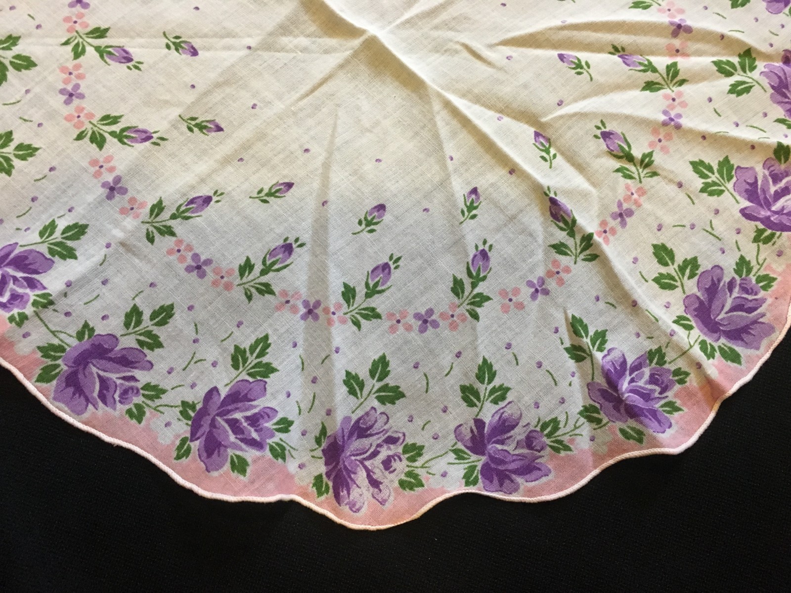 Vtg Round Handkerchief Floral Pink Purple 13