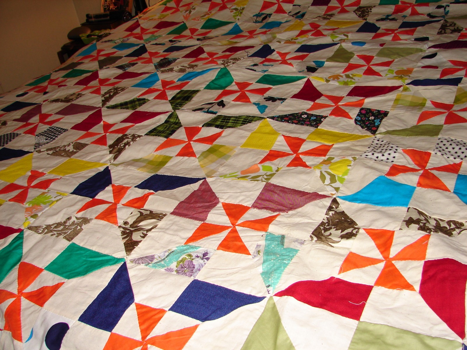 QUILT TOP ABSTRACT DESIGN
