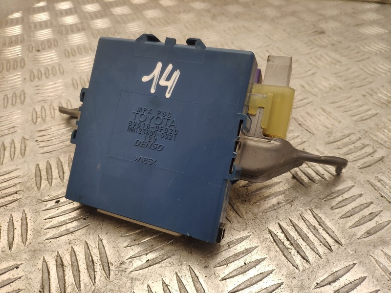 Toyota Corolla Verso Zer 2005 Combustion UnitÃ© De ContrÃ´Le 896180f020