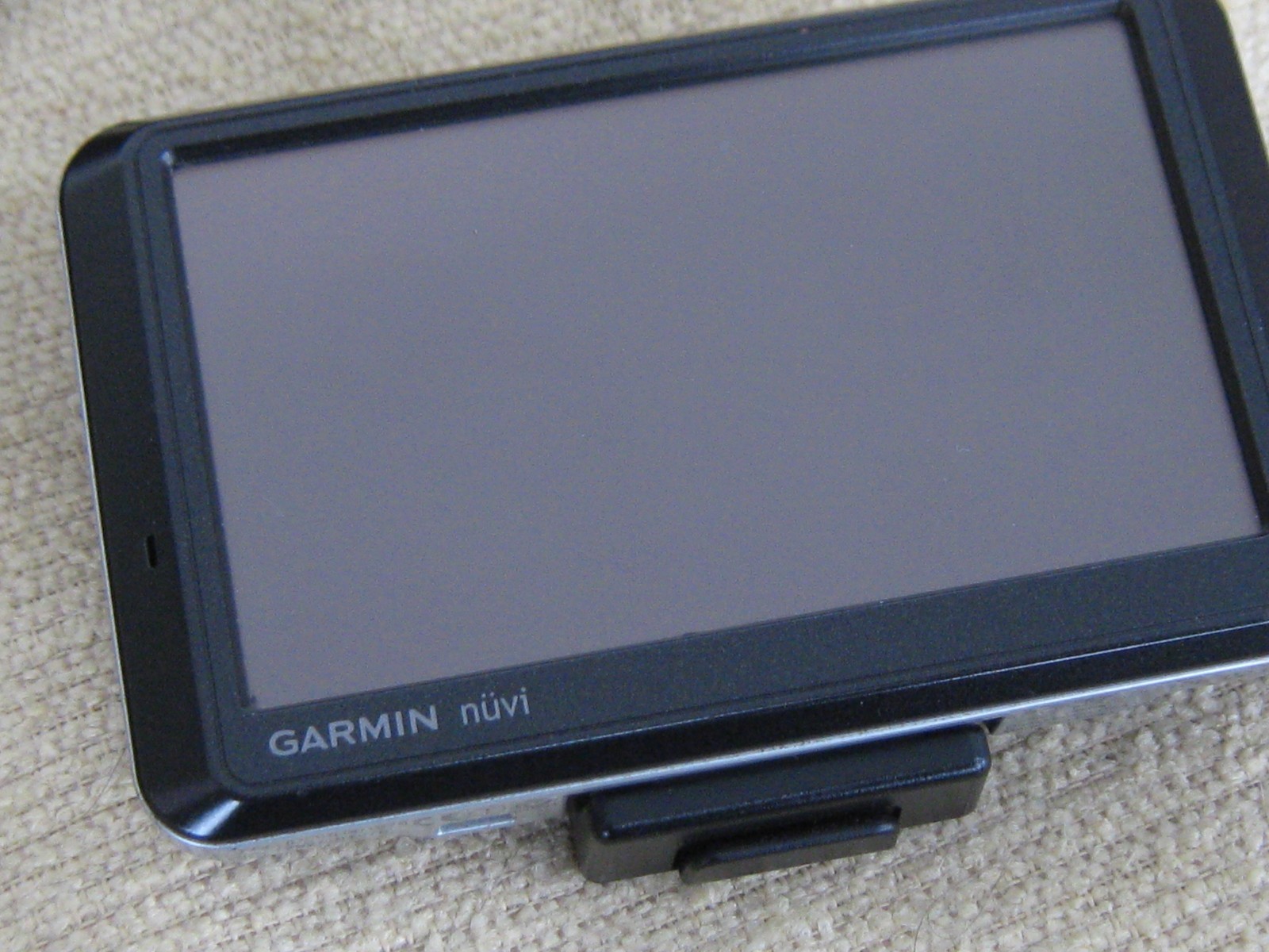 Garmin Nuvi 10R-023994 Mountable Portable GPS w/car charger - North America