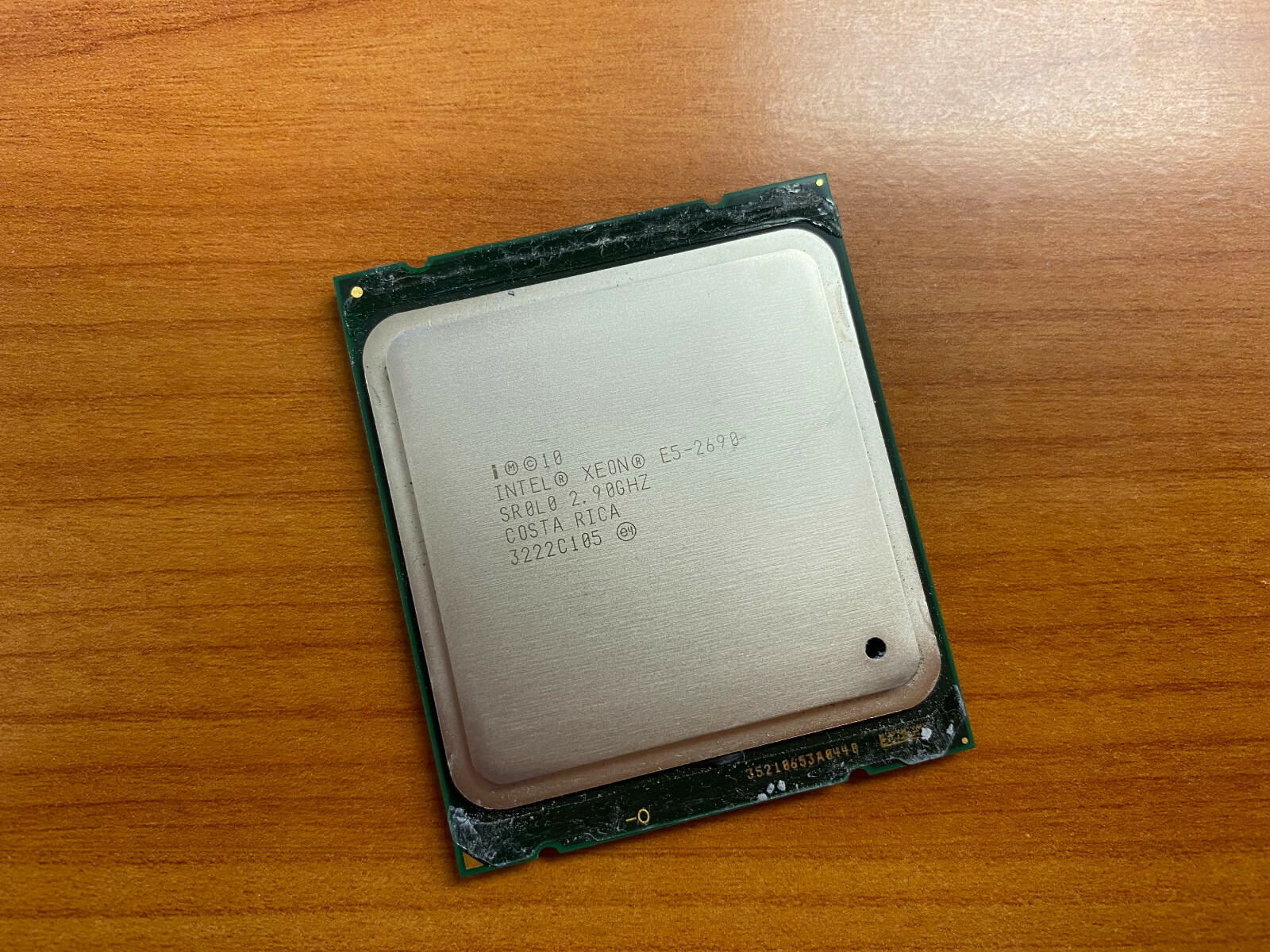 интел ксеон е5. Xeon e5 2690 v3. Xeon e5-2690 2. процессор intel xeon e5-2690v4 broadwell-ep. процессор e5 2690 характеристика.
