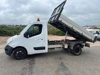 2018 Renault Master ML35TWdCi 130 Business Low Roof Tipper CHASSIS CAB Diesel Ma