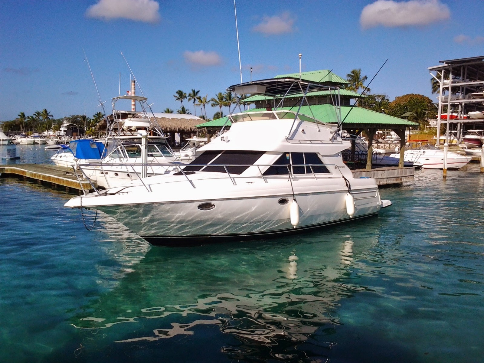 Cruisers Inc 3580 Flybridge Twin Yanmar Diesel (2013)