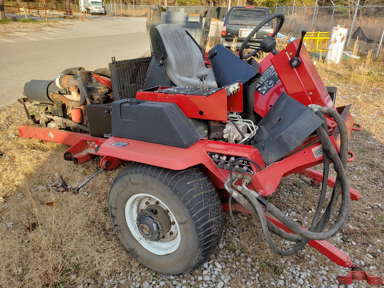 2 Mowers, 1 Working Toro Groundsmaster 580-D Turn Mower AND 1 Parts Mower