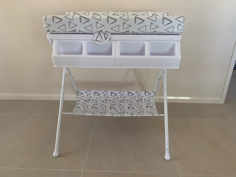 change table with bath big w