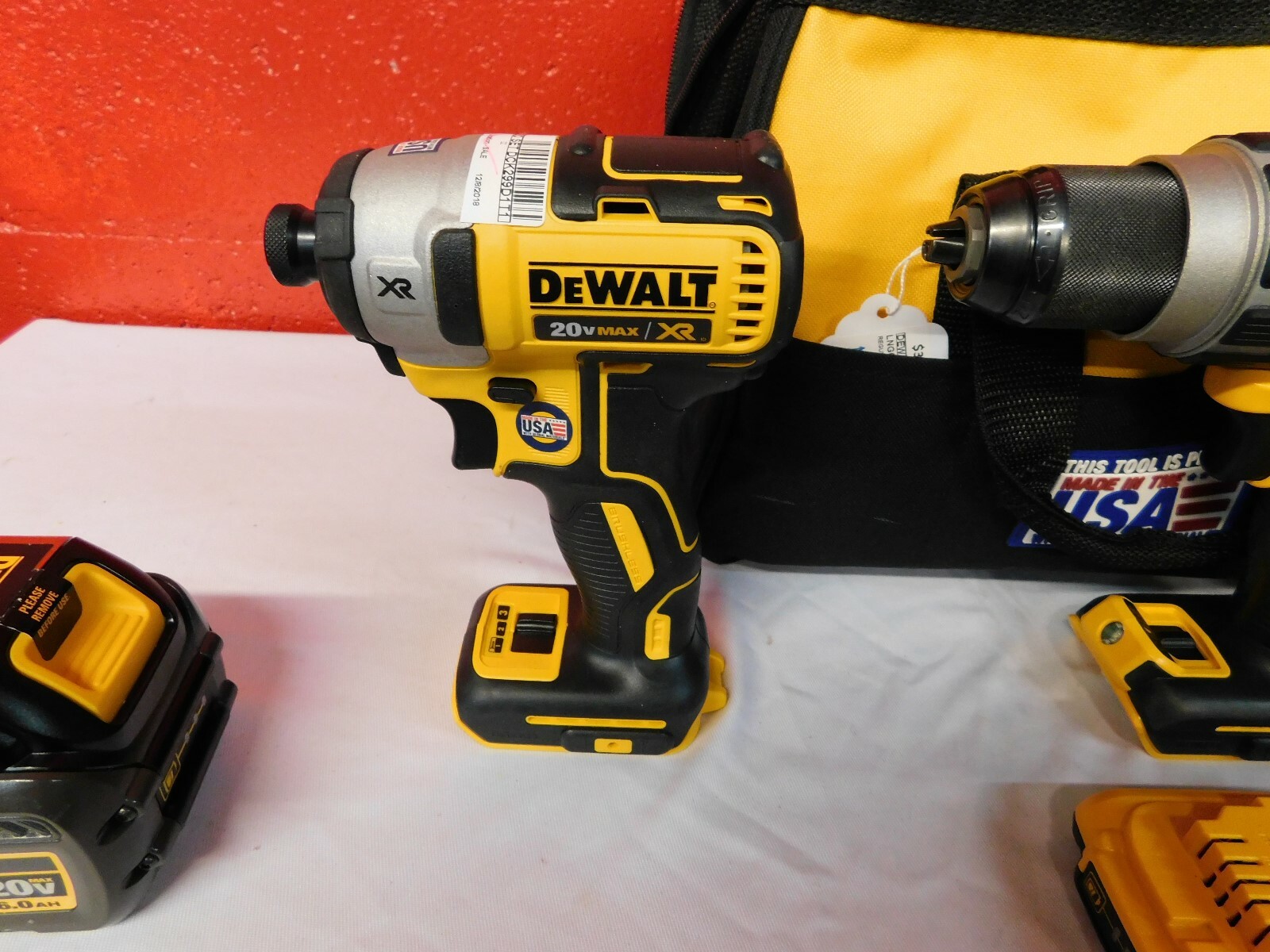 NEW Dewalt Dck299d1t1 FLEXVOLT Lithium Ion Cordless Brushless Combo Tool Kit