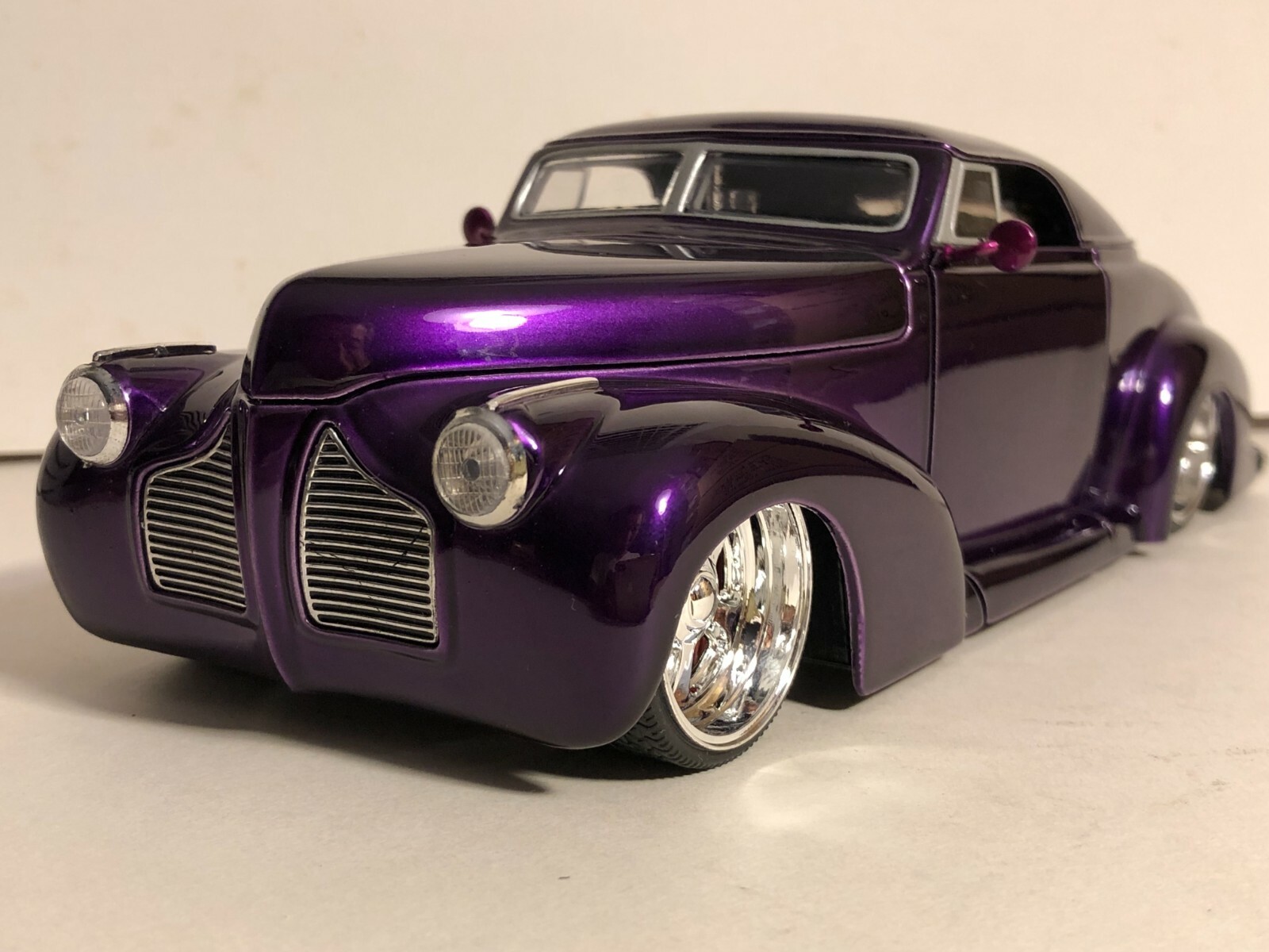 ミニカー Jada Toys1/24 1940PONTIAC BUSINESS COUPE OLDSKOOL 1940 PONTIAC BUSINESS COUPE 1:24 JADA OPENING HOOD